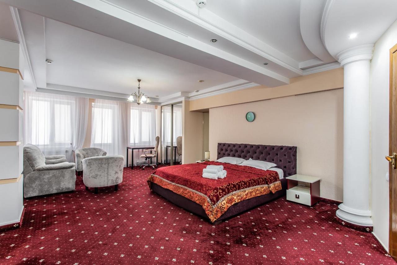 Star Rent Hotel Chisinau Exterior foto