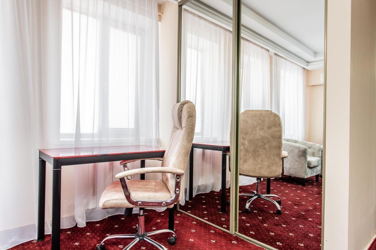 Star Rent Hotel Chisinau Exterior foto