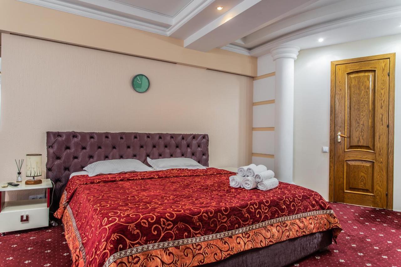 Star Rent Hotel Chisinau Exterior foto