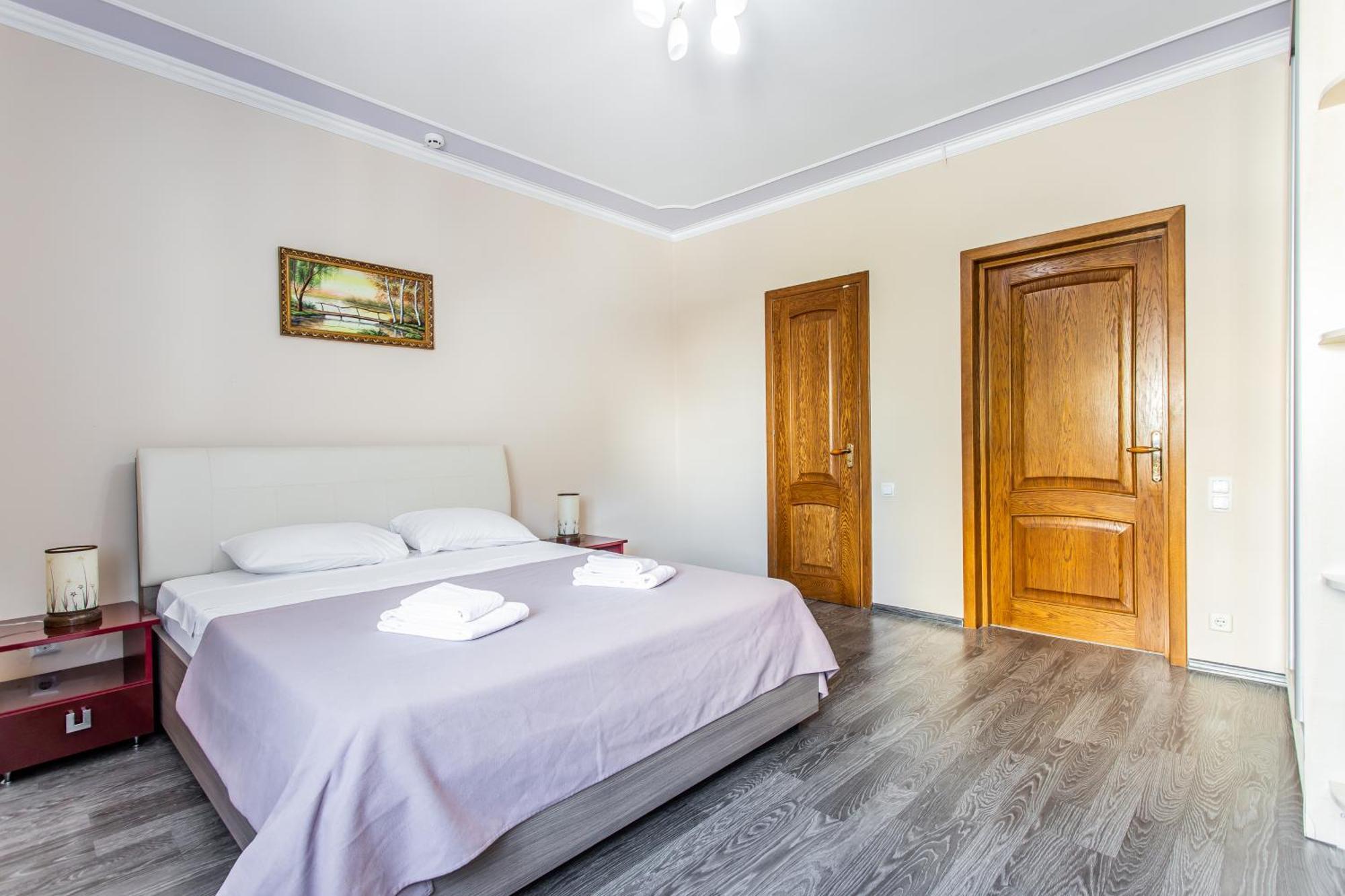Star Rent Hotel Chisinau Exterior foto
